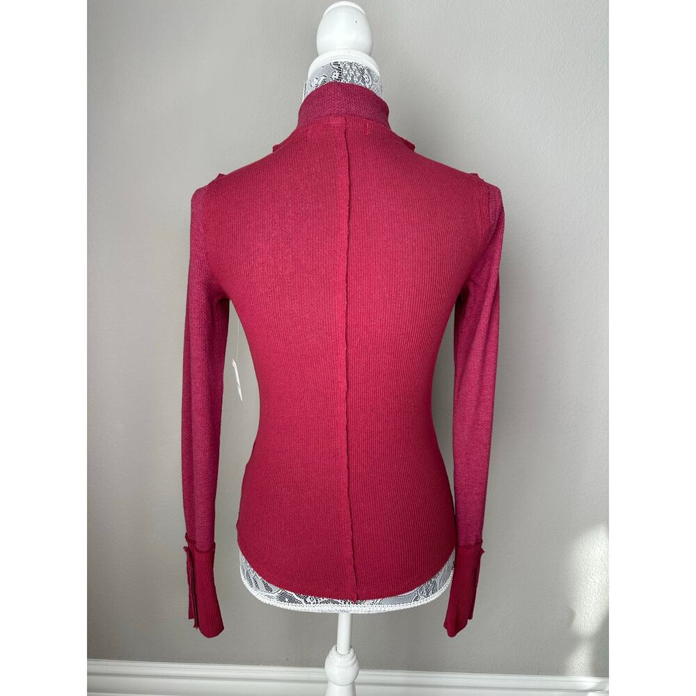 FREE PEOPLE Long Sleeve Mock Neck Studded Sleeve Red Thermal Top Tee Size XS - Picture 3 of 7